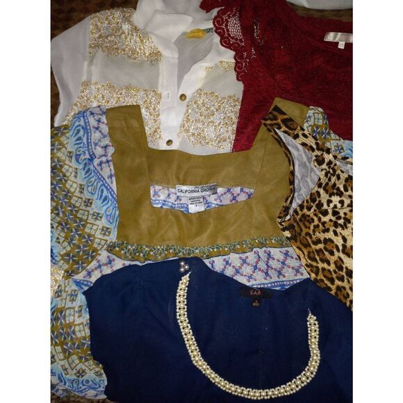 Womens top bundle  - Picture 2 of 16